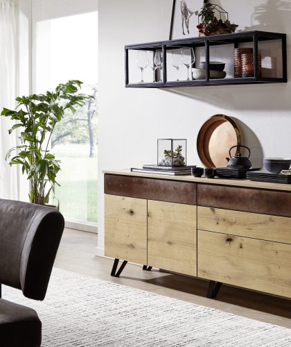 Koje7-3_KW13_SELECTO-600_RIsseiche-SamtlackJPG-300dpi