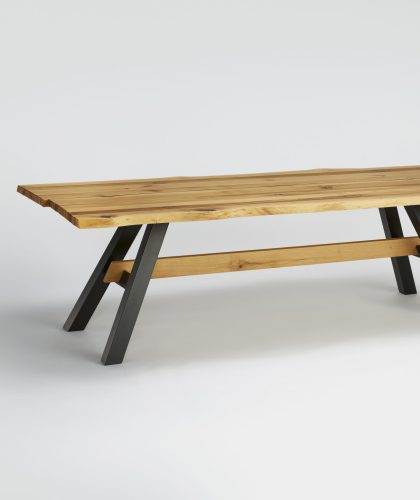 Schoesswender_Arbon_Freist_Tisch_Var1