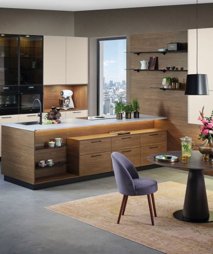 ewe_Nuova_angora_nuss-pavia_raum_2023